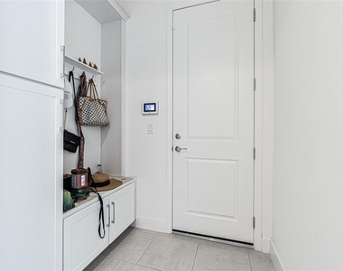 32353 Rosewood Meadow Lane - Photo Thumbnail 14