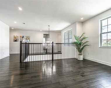 32353 Rosewood Meadow Lane - Photo Thumbnail 18