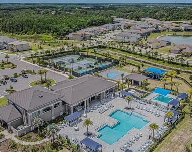 32353 Rosewood Meadow Lane - Photo Thumbnail 58