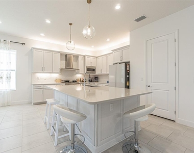 32353 Rosewood Meadow Lane - Photo Thumbnail 5