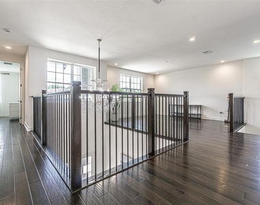 32353 Rosewood Meadow Lane - Photo Thumbnail 20