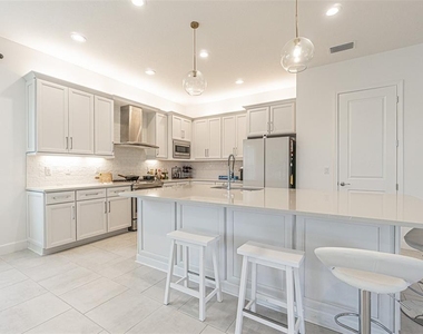32353 Rosewood Meadow Lane - Photo Thumbnail 4