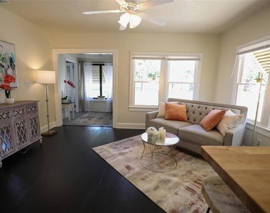 2521 4th Street S - Photo Thumbnail 3