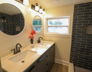 2521 4th Street S - Photo Thumbnail 12