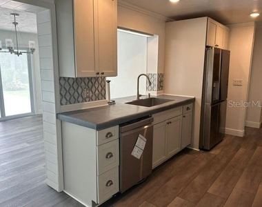 1405 Stewart Boulevard - Photo Thumbnail 10