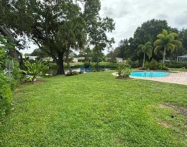 1405 Stewart Boulevard - Photo Thumbnail 41