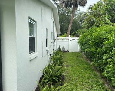 1405 Stewart Boulevard - Photo Thumbnail 40