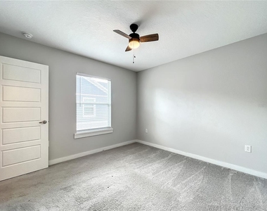 3715 W Wisconsin Avenue - Photo Thumbnail 43