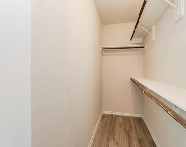 13932 Woodway Crossing Lane - Photo Thumbnail 7