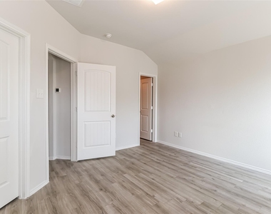 13932 Woodway Crossing Lane - Photo Thumbnail 5