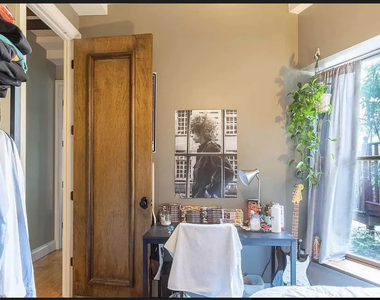129 Putnam Avenue - Photo Thumbnail 5