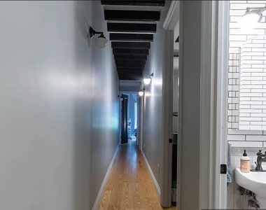 129 Putnam Avenue - Photo Thumbnail 3