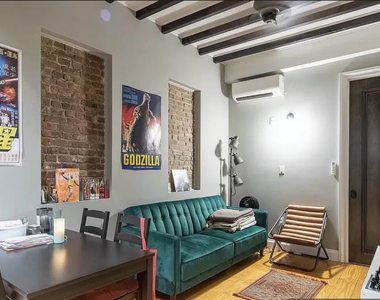 129 Putnam Avenue - Photo Thumbnail 2