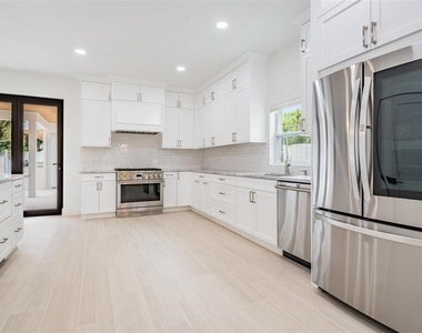 3924 W Granada Street - Photo Thumbnail 6