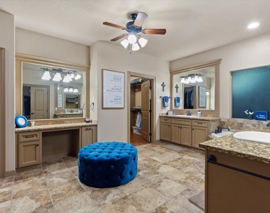 785 Lake Forest - Photo Thumbnail 22