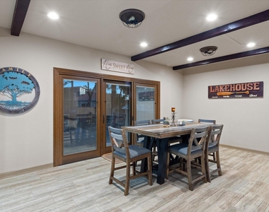785 Lake Forest - Photo Thumbnail 17
