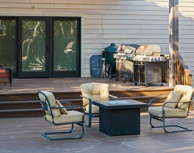 785 Lake Forest - Photo Thumbnail 35