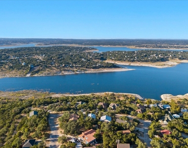 785 Lake Forest - Photo Thumbnail 1