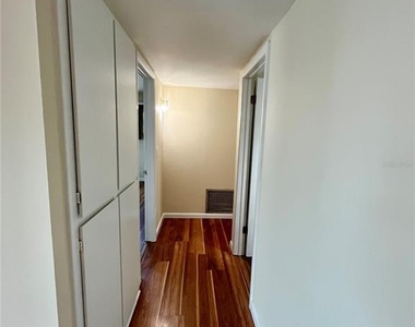 704 Torrey Pines Avenue - Photo Thumbnail 6