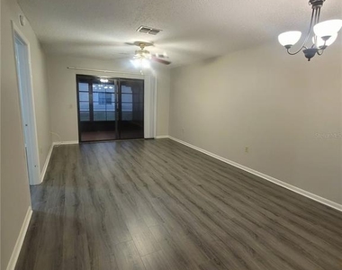 410 Landing Boulevard - Photo Thumbnail 3