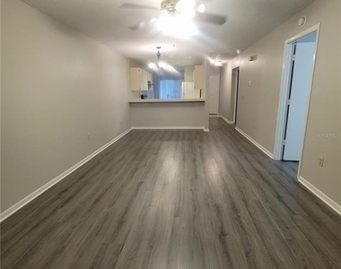 410 Landing Boulevard - Photo Thumbnail 1
