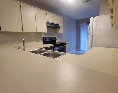 410 Landing Boulevard - Photo Thumbnail 5