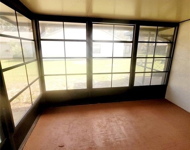 410 Landing Boulevard - Photo Thumbnail 18