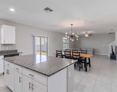 5478 Grays Harbor Court - Photo Thumbnail 3
