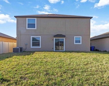5478 Grays Harbor Court - Photo Thumbnail 14
