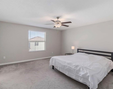 5478 Grays Harbor Court - Photo Thumbnail 4