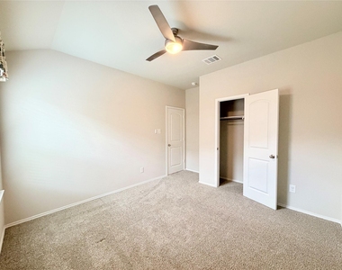 4311 Nervesa Drive - Photo Thumbnail 9