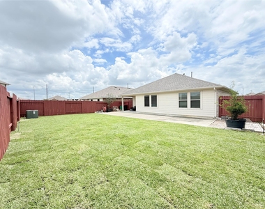 4311 Nervesa Drive - Photo Thumbnail 21