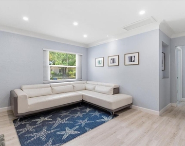 1009 Chester Drive - Photo Thumbnail 21