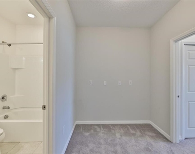 6322 Camino Drive - Photo Thumbnail 10