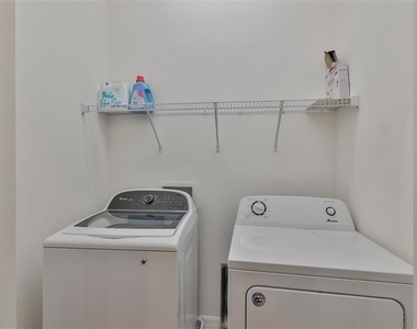 6322 Camino Drive - Photo Thumbnail 19