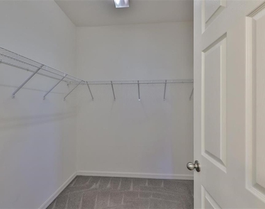 6322 Camino Drive - Photo Thumbnail 15