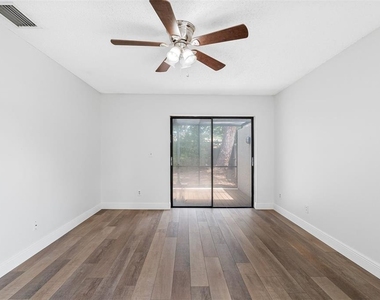 3601 Fairway Forest Circle - Photo Thumbnail 14