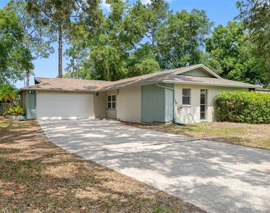3601 Fairway Forest Circle - Photo Thumbnail 1