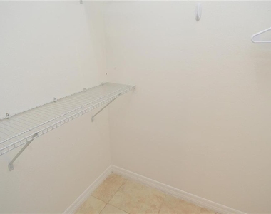 8625 Mallard Reserve Drive - Photo Thumbnail 23