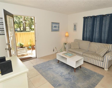 8625 Mallard Reserve Drive - Photo Thumbnail 13
