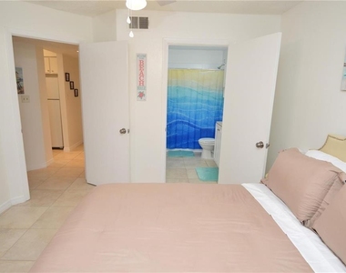 8625 Mallard Reserve Drive - Photo Thumbnail 26