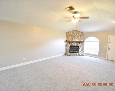 23223 Club Villas Drive - Photo Thumbnail 8
