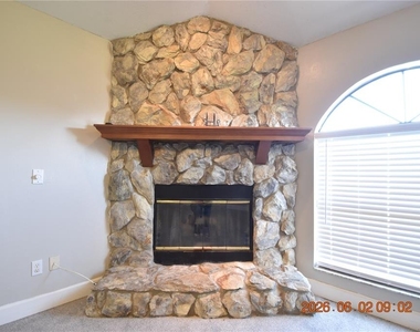 23223 Club Villas Drive - Photo Thumbnail 12