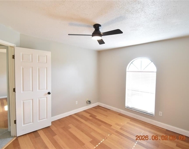 23223 Club Villas Drive - Photo Thumbnail 26