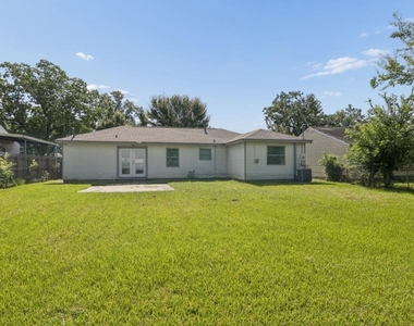 216 Bearle Street - Photo Thumbnail 22
