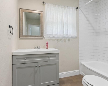 216 Bearle Street - Photo Thumbnail 16
