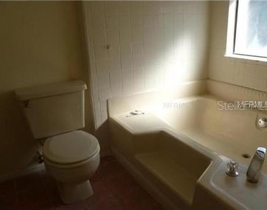 46 Emerald Bay Drive - Photo Thumbnail 15