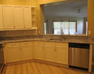 1256 Corinth Greens Drive - Photo Thumbnail 8