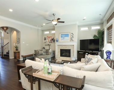 13342 Stoneleigh Terrace Drive - Photo Thumbnail 6