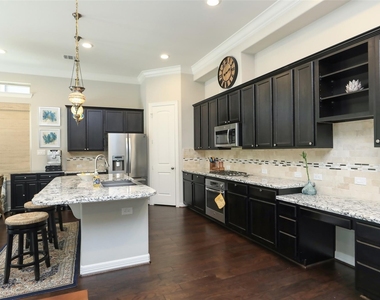 13342 Stoneleigh Terrace Drive - Photo Thumbnail 11